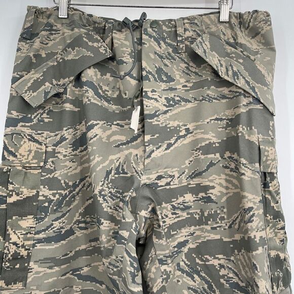 Proper International Green Camouflage Cargo Trousers Utility Pants Large NWT - Picture 2 of 10
